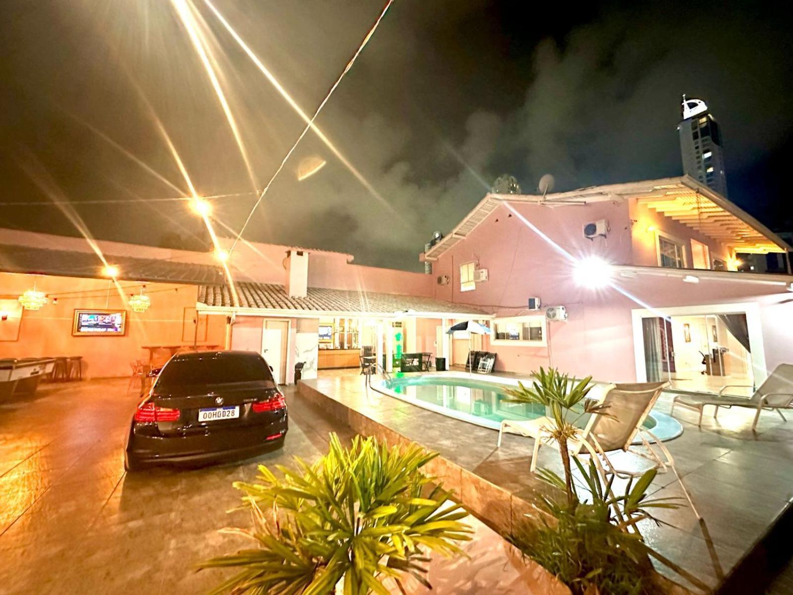 Casa / Pousada Penelope Bed & Breakfast Balneario Camboriu Luaran gambar